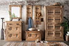 Laden Sie das Bild in den Galerie-Viewer, Dielen-Set 1 großer Schuhschrank, 1 kleiner Schuhschrank, 2 Garderobenpaneele, 1 Spiegel, 1 Schrank