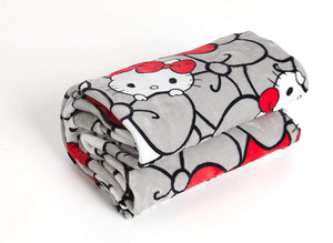 Kuscheldecke HELLO KITTY zum anziehen 140x180 cm mit Tasche und Ärmeln - 