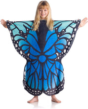 Laden Sie das Bild in den Galerie-Viewer, Schmetterlings Kuscheldecke zum anziehen für Kinder / Mega Sweatshirt